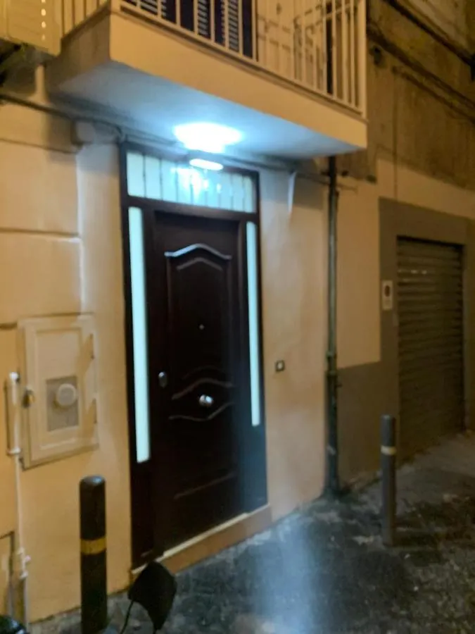 Apartament Viky House Chiaja 1 Neapol 0*,