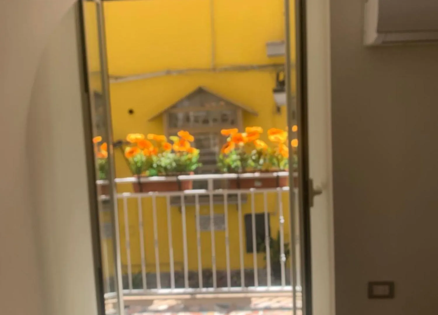 Appartamento Viky House Chiaja 1 Napoli 0*,  Italia